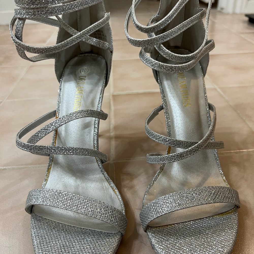 High heels - Picture 2 of 5